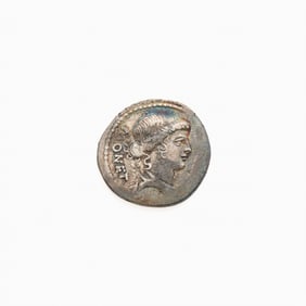T. Carisius. c. 46 B.C.E. AR Denarius (3.79g, 20mm).