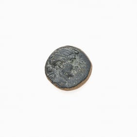 Fulvia. c. 41 B.C.E. AE 18 (6.79g, 18mm).