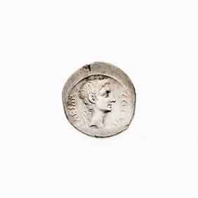 Octavian. c. 29-27 B.C.E. AR Denarius (3.87g, 21mm).