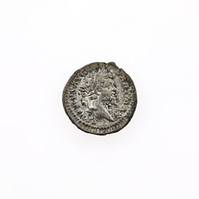Septimius Severus. c. 200-201 C.E. AR Denarius (3.09g, 19mm).