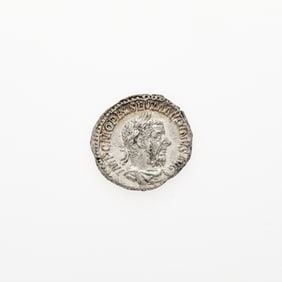 Macrinus. c. Dec. 217 C.E. AR Denarius, (3.33g, 19mm).