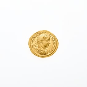 Severus Alexander. 222-228 C.E. AV Aureus (6.36g, 21mm).
