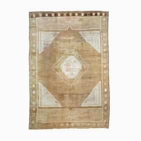 Oushak Carpet