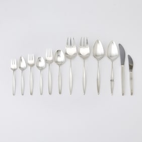 International Silver Co. Sterling Silver 'Crystal' Pattern Flatware Service