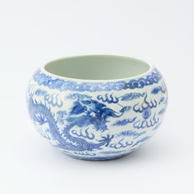 Chinese Blue and White Porcelain Bowl Qianlong Mark, Late Qing Dynasty