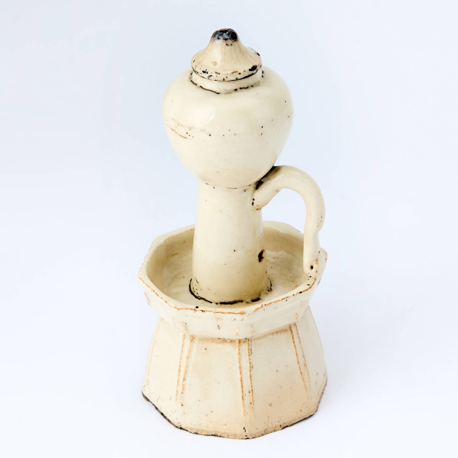 Chinese Earthenware Oil Lamp and Cover Song Dynasty or Later