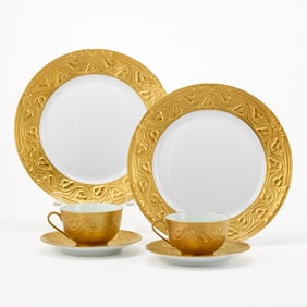 Pair of Paul Judicone for D. Porthault Limoges Porcelain Gilt Decorated Dinner Plates