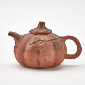 Chinese Yixing Teapot and Cover Qing Dynasty
