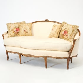 Louis XV Walnut Canapé