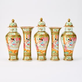 Chinese Export Porcelain Five Piece Garniture