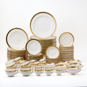 Minton Gilt-Decorated Porcelain Dessert Service
