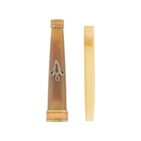 Belle Époque Agate, Gold, Platinum, Enamel and Diamond Cigarette Holder