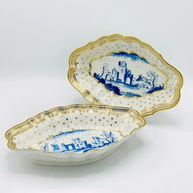 Pair of Caughley "Bright Landscape" Pattern Porcelain Dessert Dishes