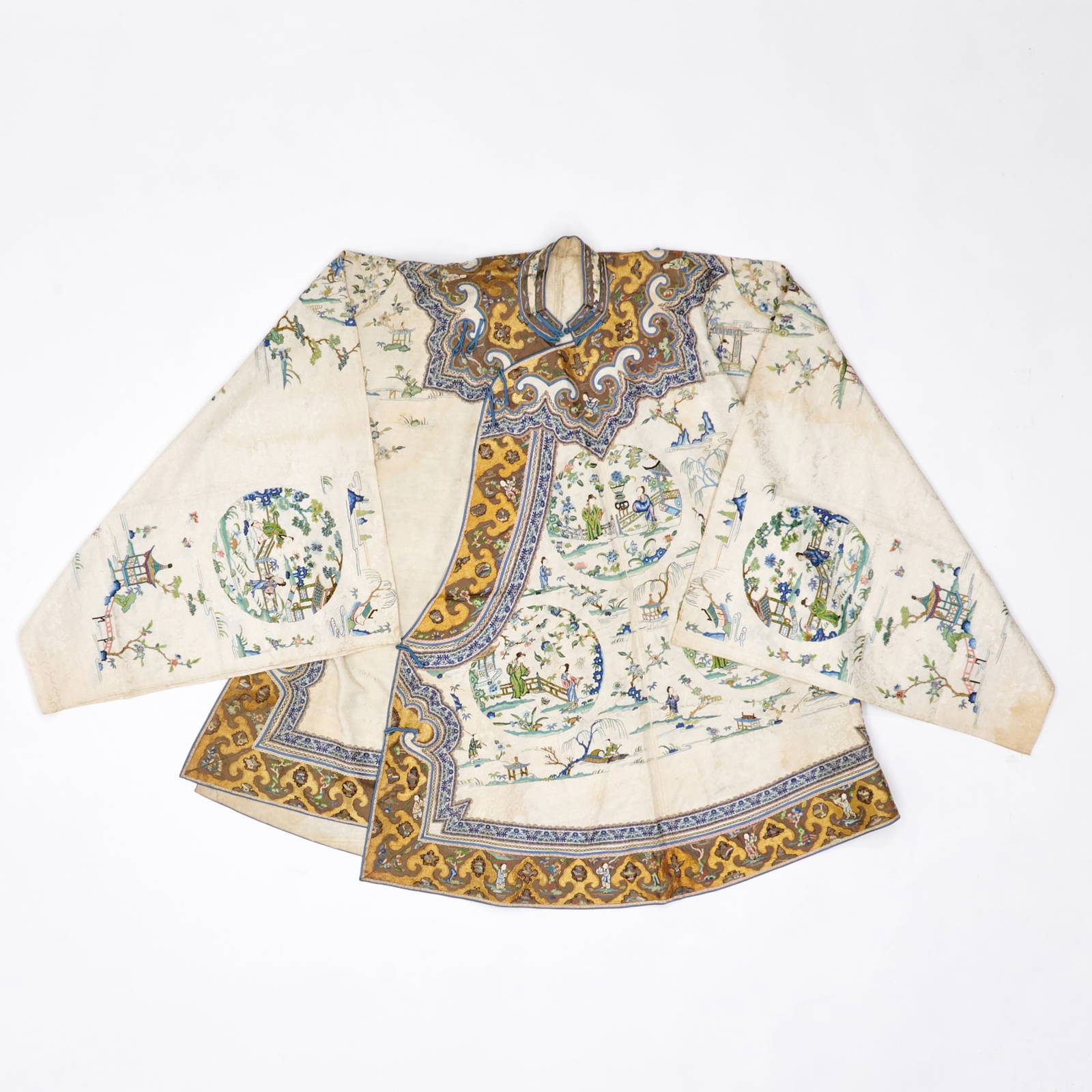 A Finely-Crafted Chinese Embroidered Silk Lady's Jacket Late Qing Dynasty