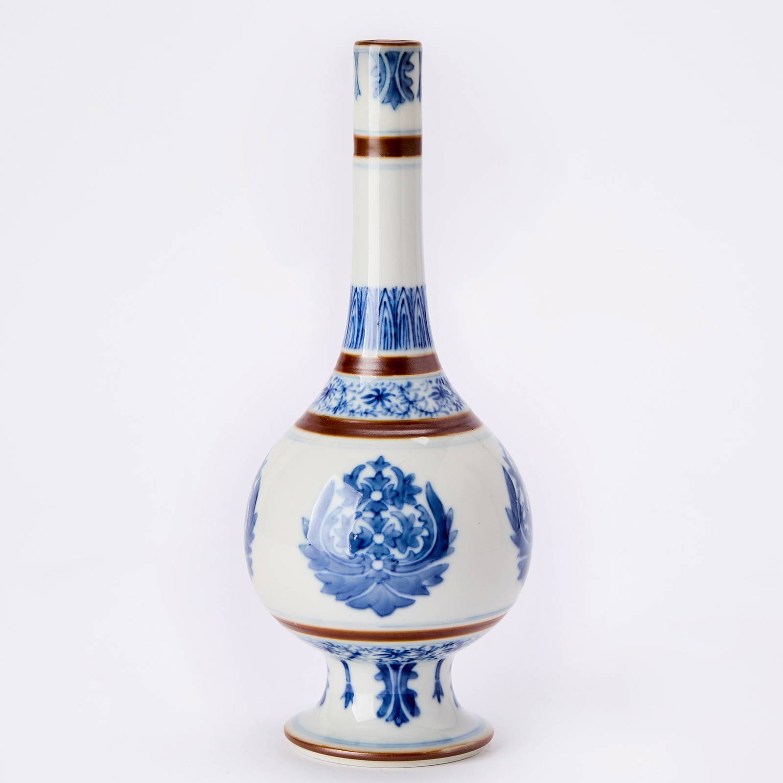 A Chinese Blue and White Porcelain Sprinkler Vase Kangxi Period