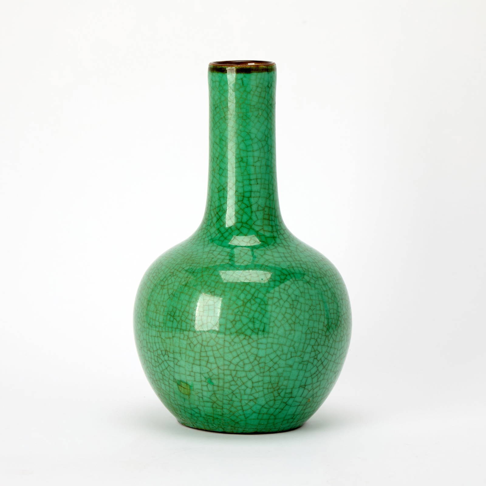 A Chinese Apple Green Glazed Porcelain Bottle Vase 18th-19th century