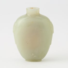 A Chinese Celadon Jade Snuff Bottle Qing Dynasty