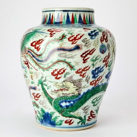 A Chinese Wucai Porcelain Jar Transitional Period