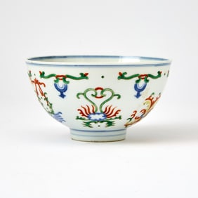 A Chinese Wucai Porcelain Bowl Qianlong Mark, Qing Dynasty