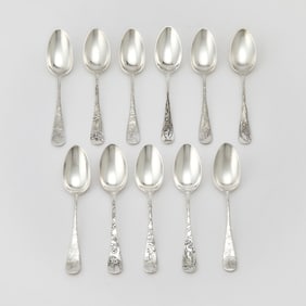 Tiffany & Co. Sterling Silver "Lap Over Edge" Pattern Flatware Service
