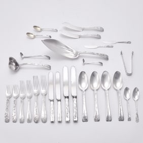 Tiffany & Co. Sterling Silver "Lap Over Edge" Pattern Flatware Service