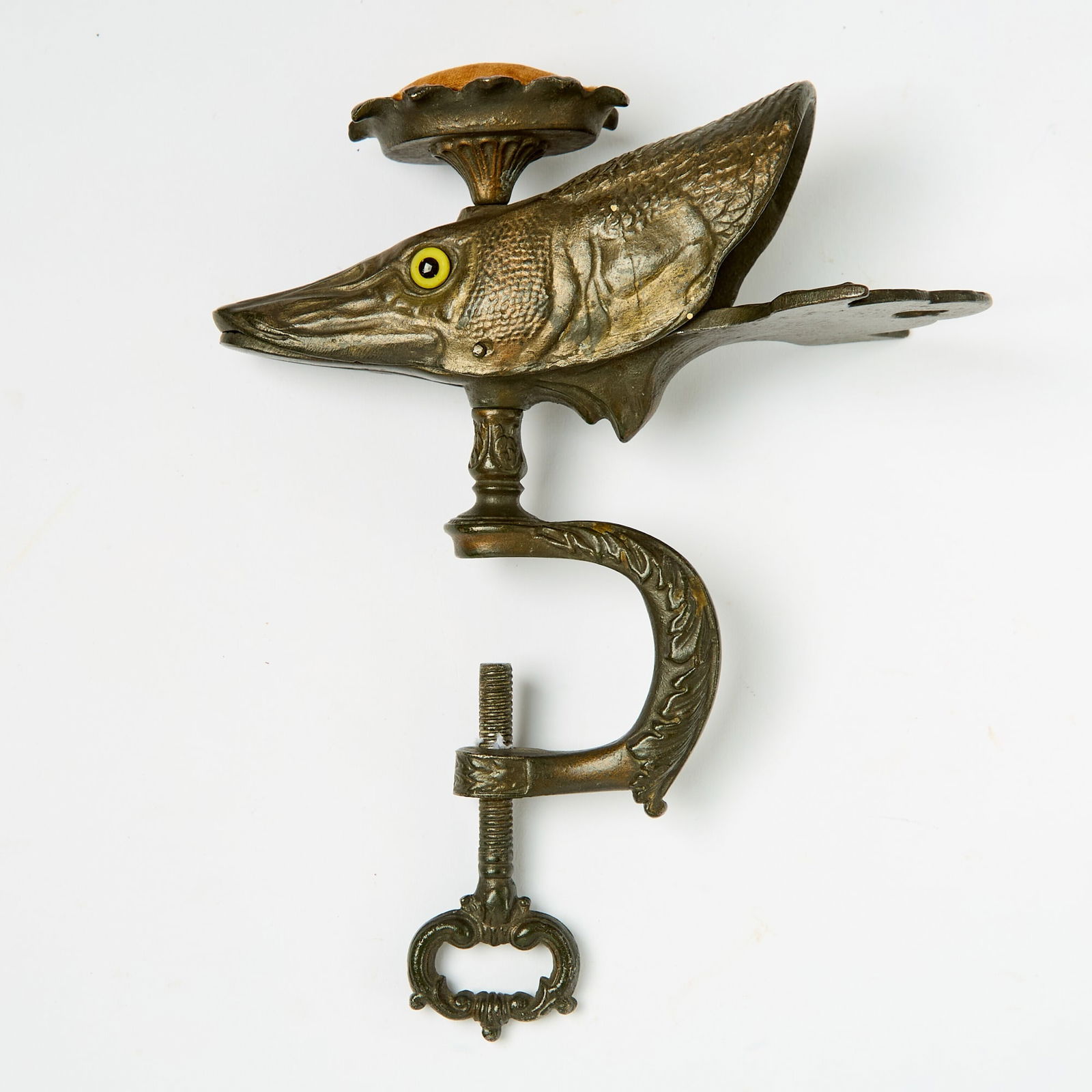 Cast Iron Fish Head Sewing Clamp (1 of 5)
