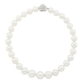 South Sea Cultured Pearl Necklace with White Gold and Diamond Clasp