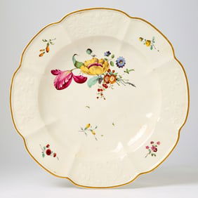 Fine and Large Höchst Relief and Hand-Decorated Dish