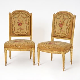 Pair of Royal Louis XVI Aubusson Upholstered Giltwood Chaises à la Reine