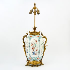 Samson Gilt-Bronze Mounted Kakiemon Decorated Porcelain Table Lamp