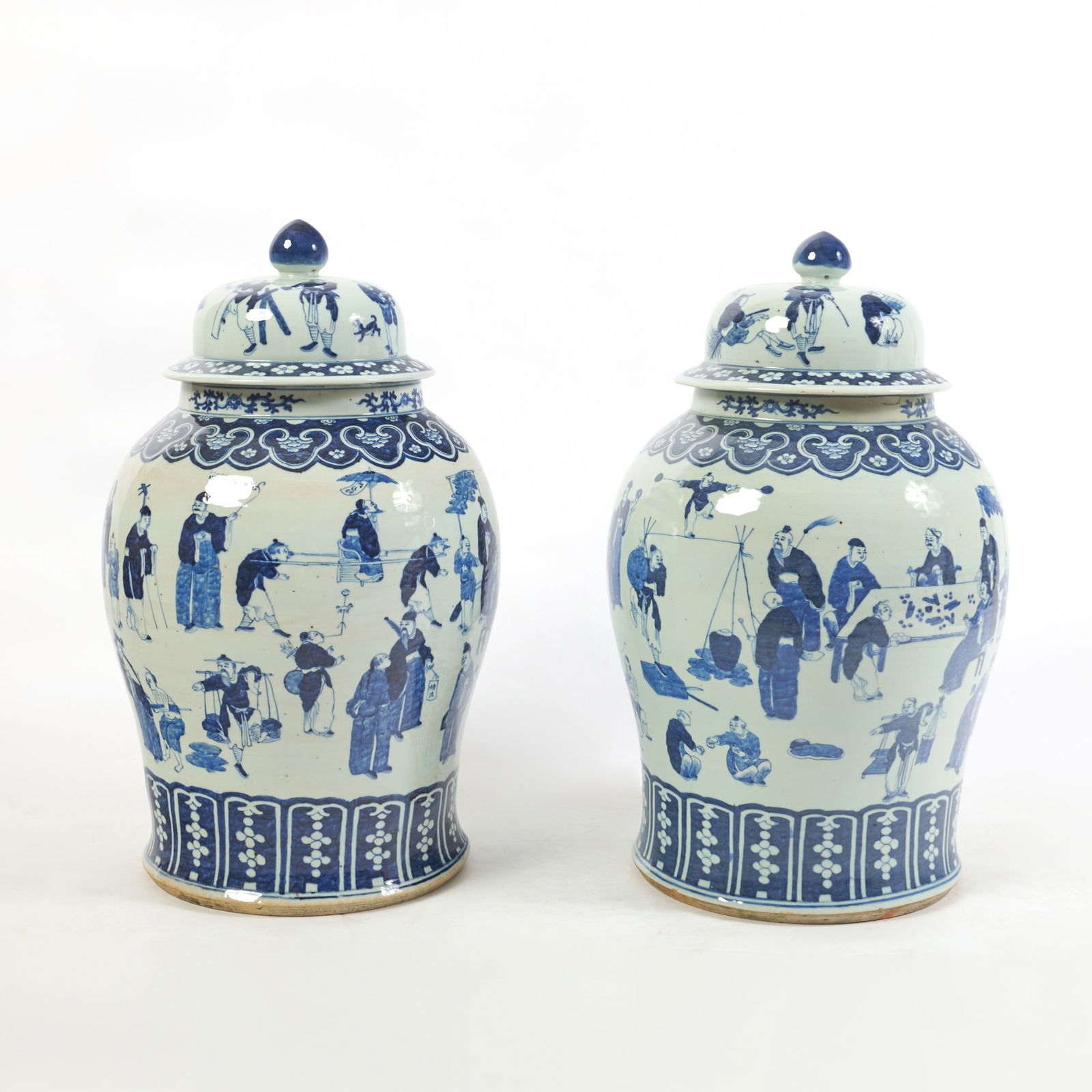 Large Pair of Chinese Blue and White Porcelain Jars and Covers Late Qing Dynasty (1 of 6)