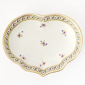 Derby Porcelain Shell Dish