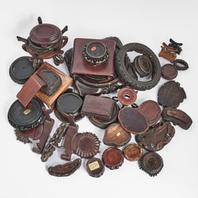 A Large Group of Chinese Stands