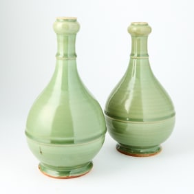 A Pair of Chinese Longquan Celadon Garlic-Head Vases 20th century