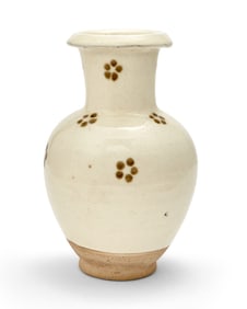 A Chinese Jizhou Ware Vase Song Dynasty
