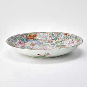 A Chinese Millefleur Porcelain Charger Qianlong Mark, Late Qing-Republic Period