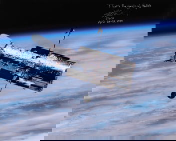 Kathryn Sullivan signed STS-31 Hubble 1 color photo