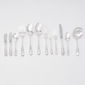 Oneida Sterling Silver "Heirloom" Pattern Flatware Service