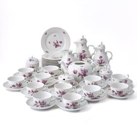 Nymphenburg Puce Decorated Porcelain Tea and Coffee Service