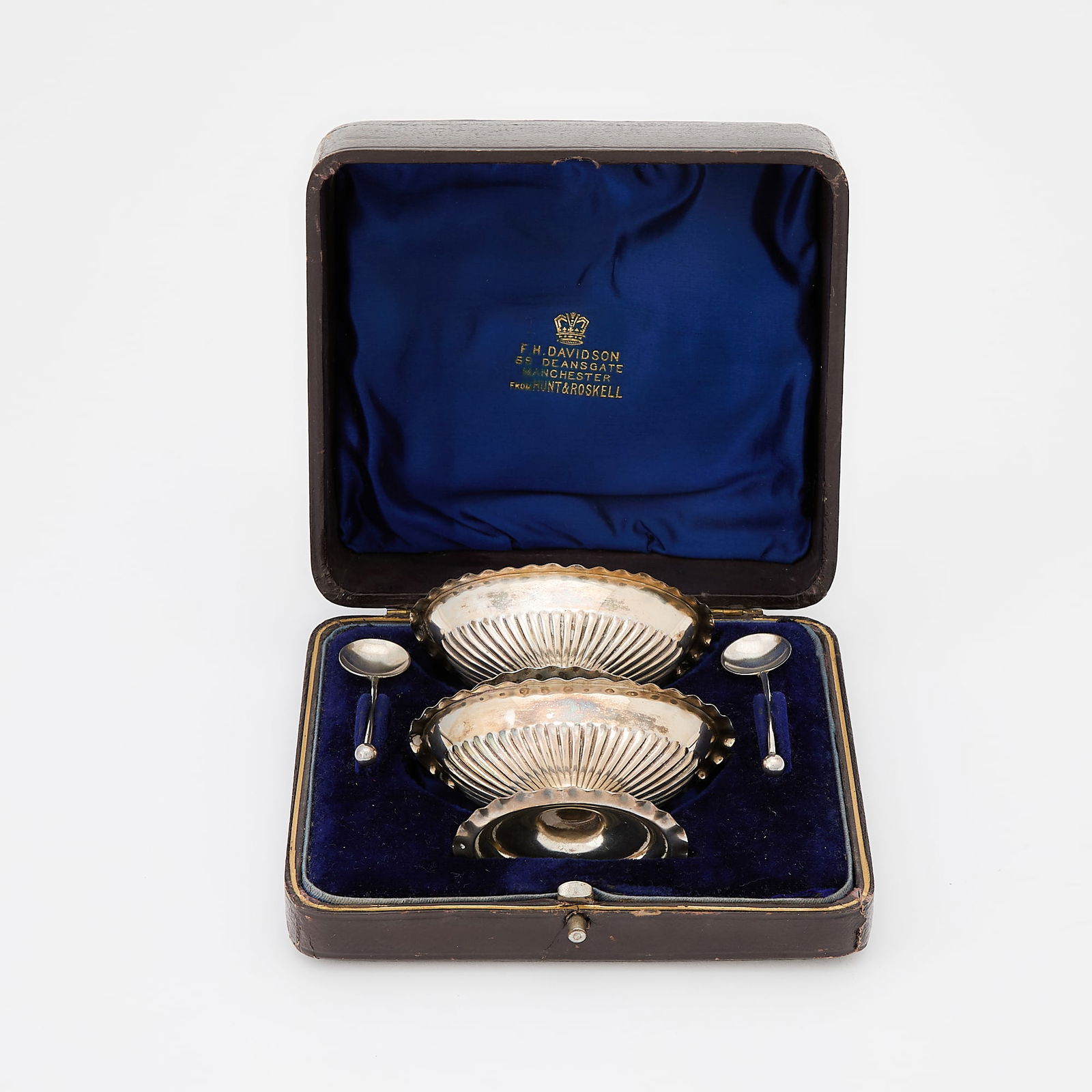 Cased Set of English Sterling Silver Open Salts and Spoons (1 of 6)