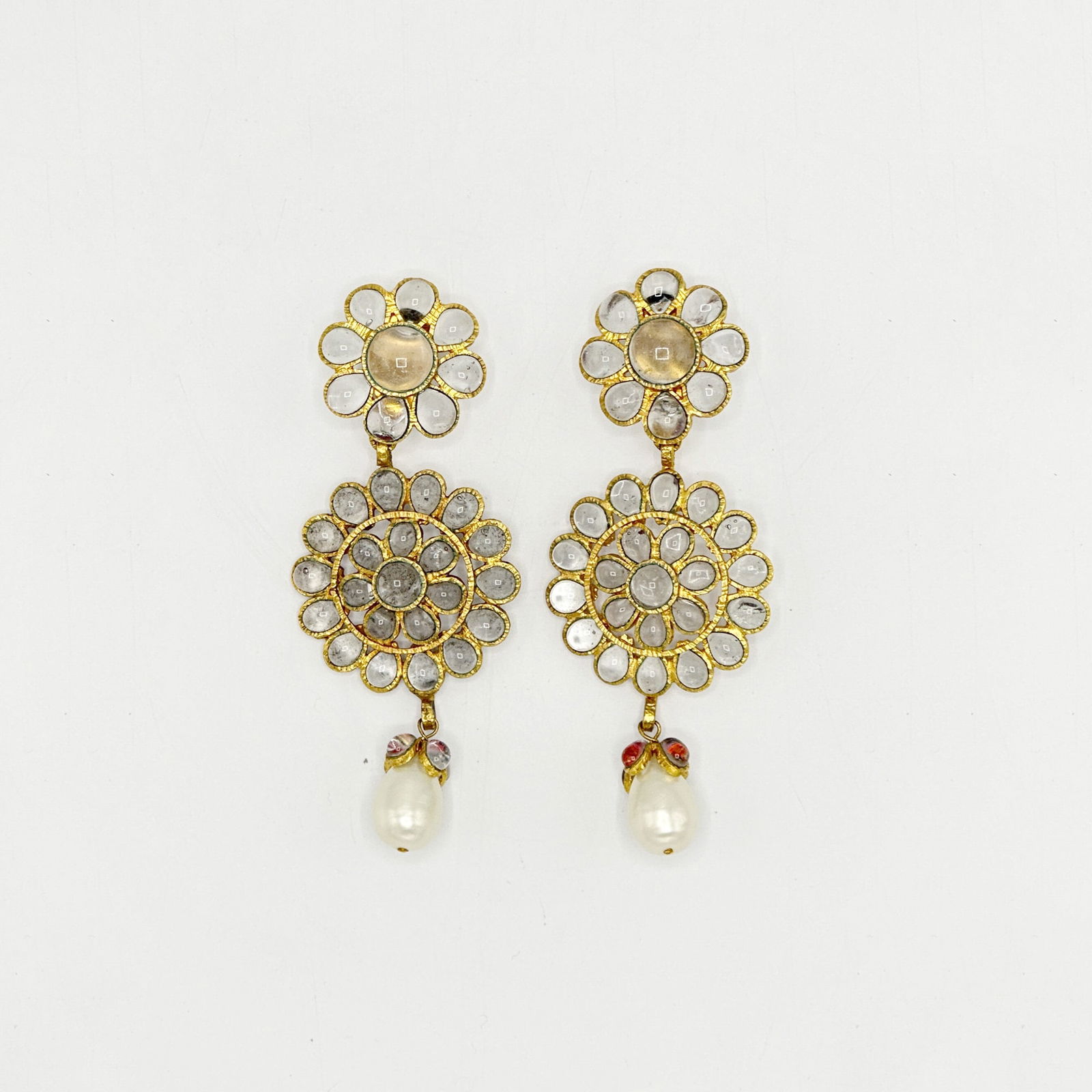 Chanel Pair of Gripoix Glass Pendant Earclips (1 of 2)