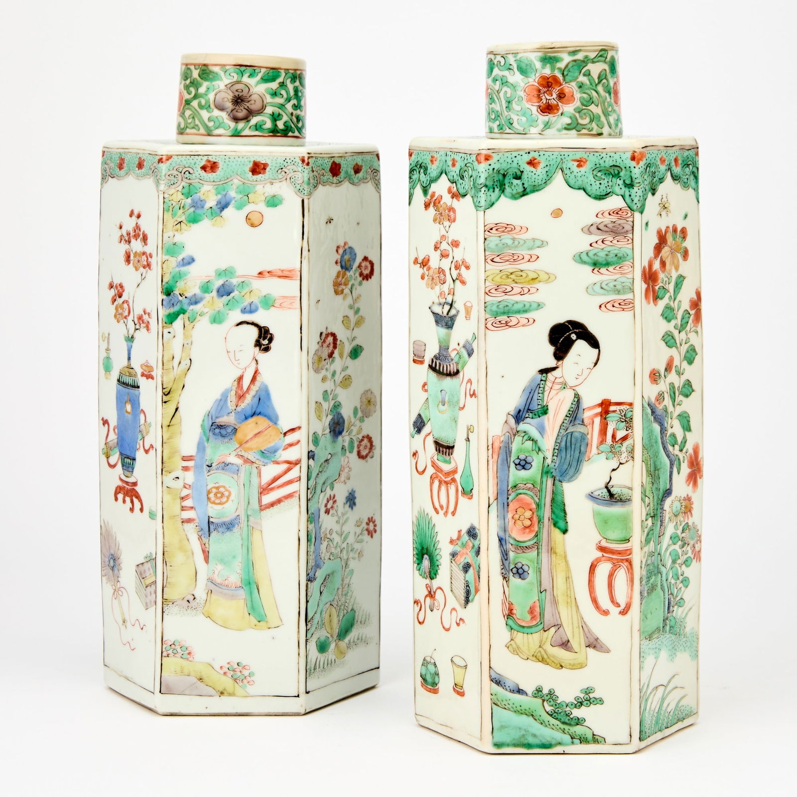 Pair of Chinese Famille Verte Hexagonal Jars and Covers (1 of 5)