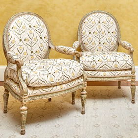 Pair of Louis XVI Style Painted and Parcel-Gilt Fauteuils à la Reine