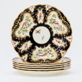 Set of Six Worcester Porcelain Luncheon Plates