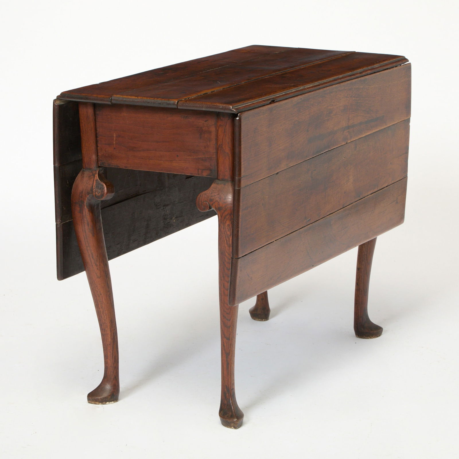 George II Provincial Carved Oak Gate-Leg Table (1 of 4)