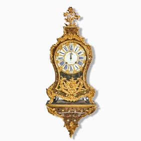 Louis XV Ormolu Mounted Tortoise Shell Veneered and Mother-of-Pearl Boulle Marquetry Bracket Clock