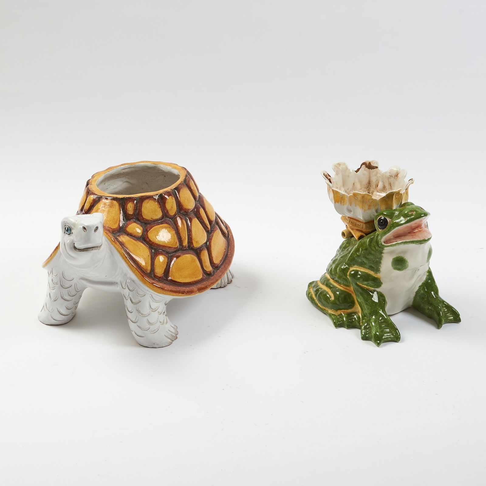 Two Italian Glazed Earthenware Table Articles (1 of 7)