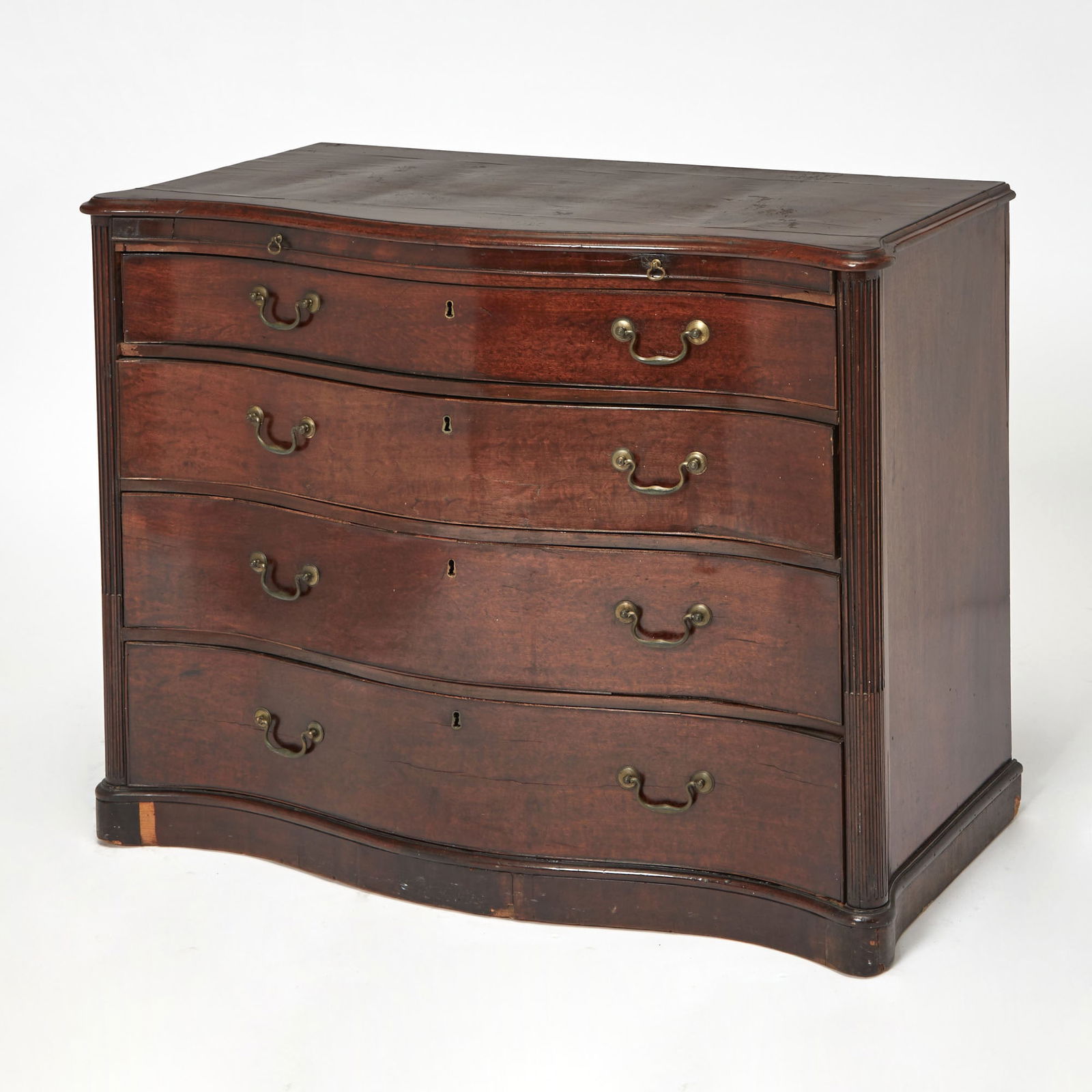 George III Serpentine Shaped Mahogany Chest of Drawers (1 of 3)