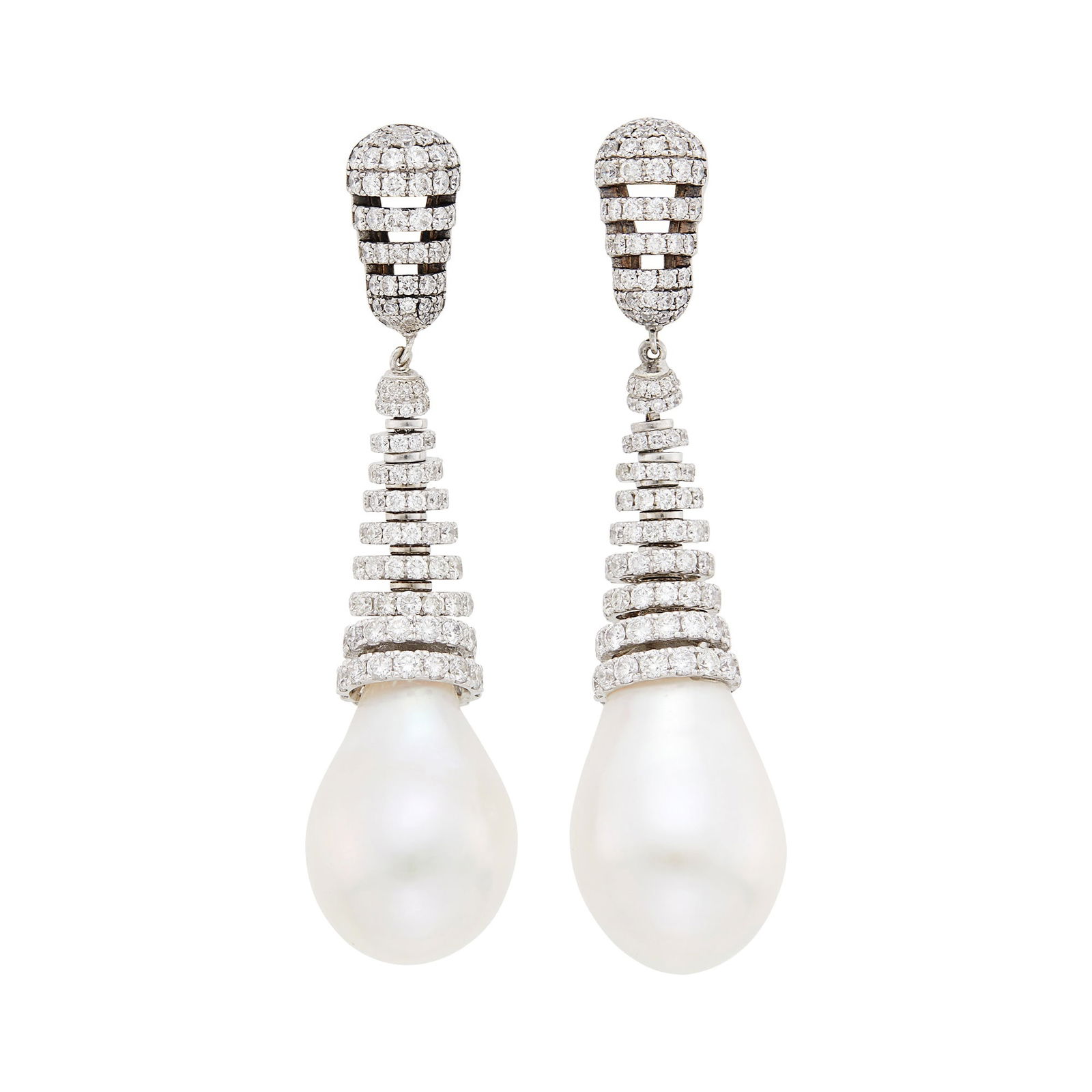 Pair of White Gold, Diamond and Freshwater Cultured Pearl Pendant-Earrings: 18 kt., round diamonds ap. 5.50 cts., 2 drop-shaped pearls ap. 21.0 x 15.3 and 20.0 x 15.4 mm. Diamonds: H-I-VS, several SI. Pearls: whitish with visible rose and green orient, overall cleanish, sever