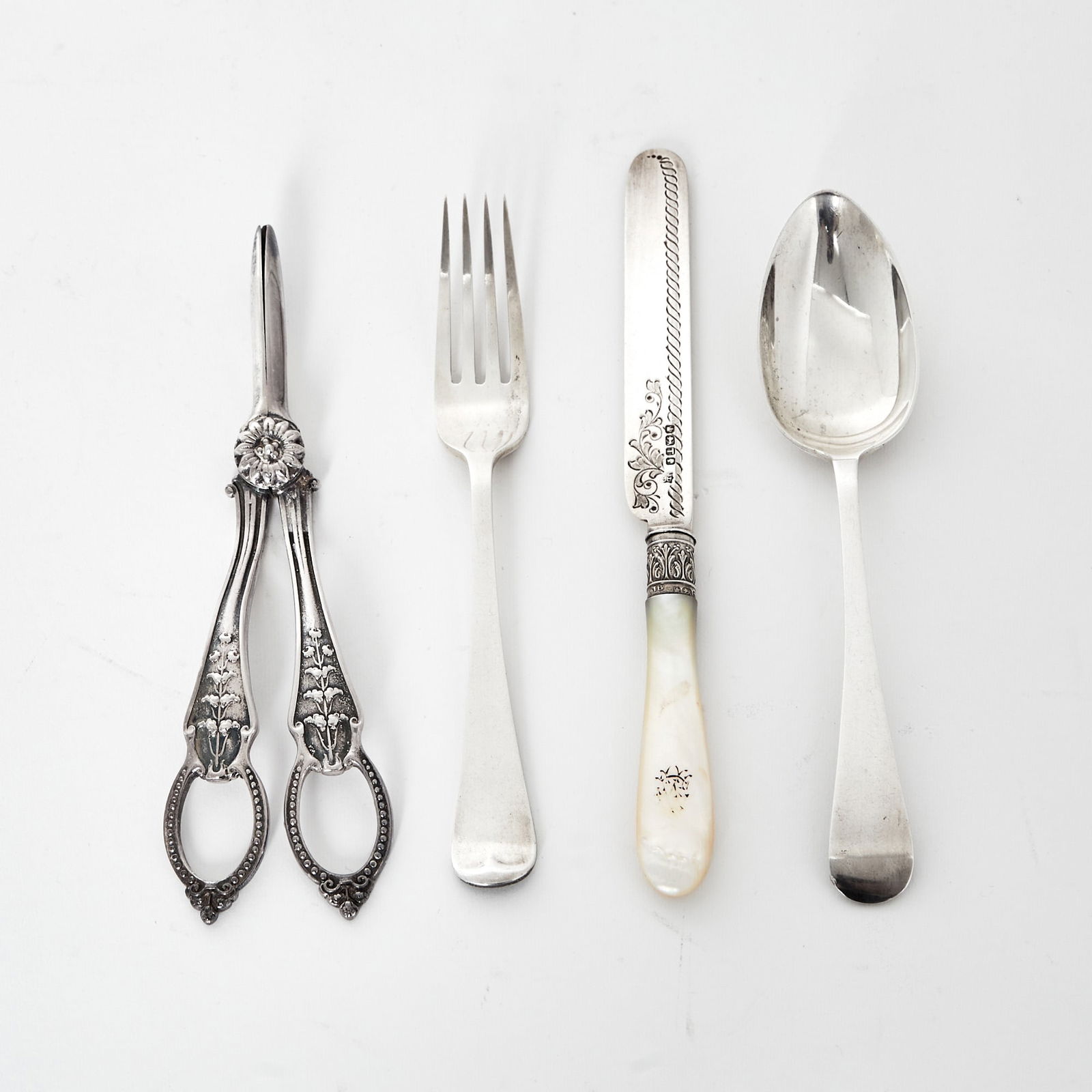 Cased Victorian Sterling Silver Child's Flatware Set (1 of 2)